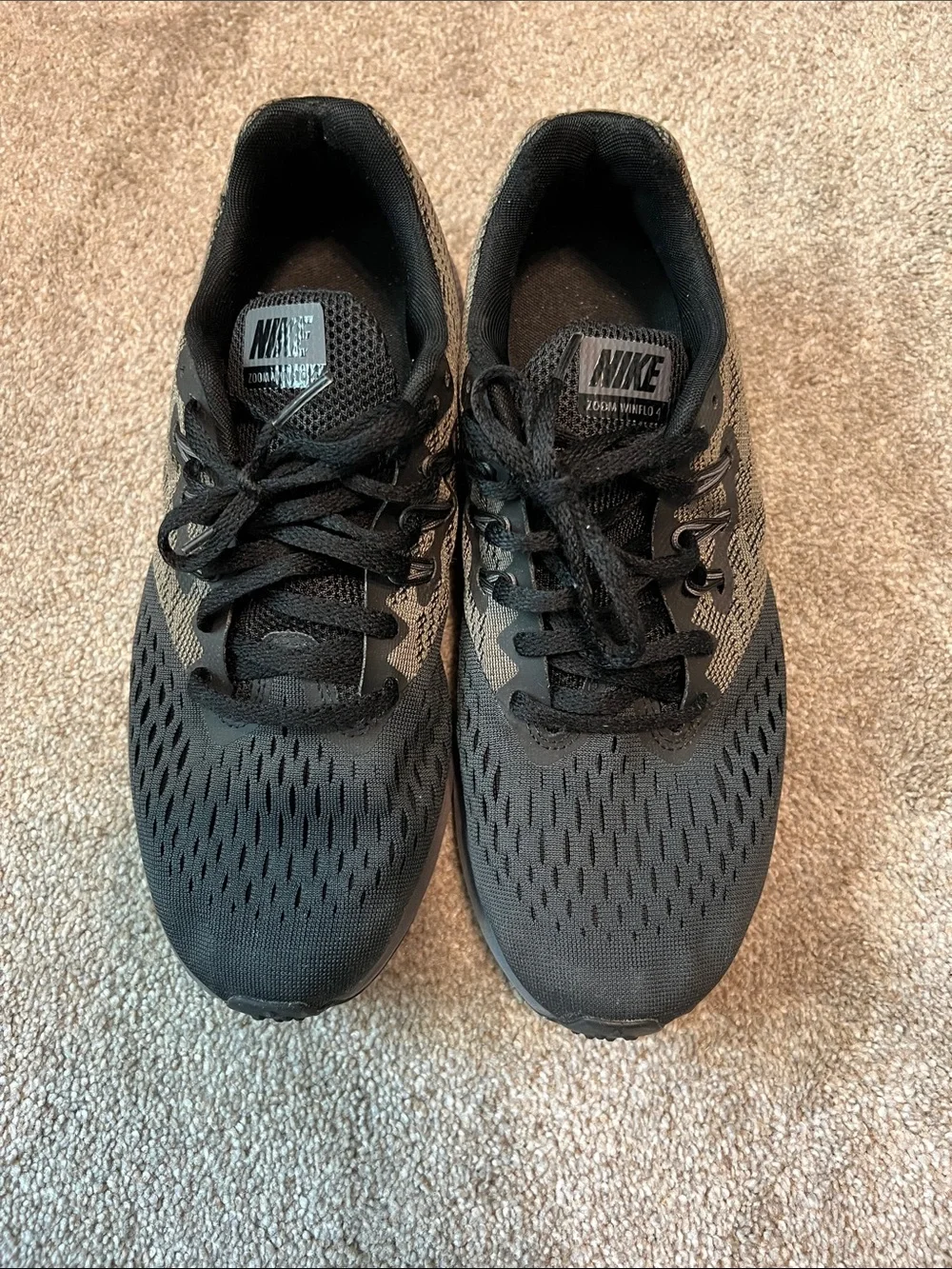 Nike Women’s Black and Gray Mesh Running Sneakers